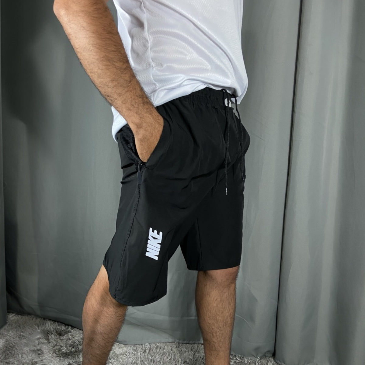 Bermuda Masculina com Zíper em Elastano – Preta (P ao G2)